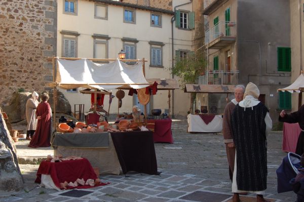 Mercatini, Degustazioni, Rievocazioni Storiche  e altri eventi di Ottobre 2014  in Toscana